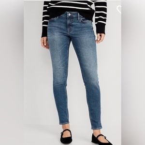 Old Navy Super Skinny Ankle Jeans